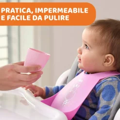 Bavaglino in silicone azzurro 6m+ facile da arrotolare – chicco