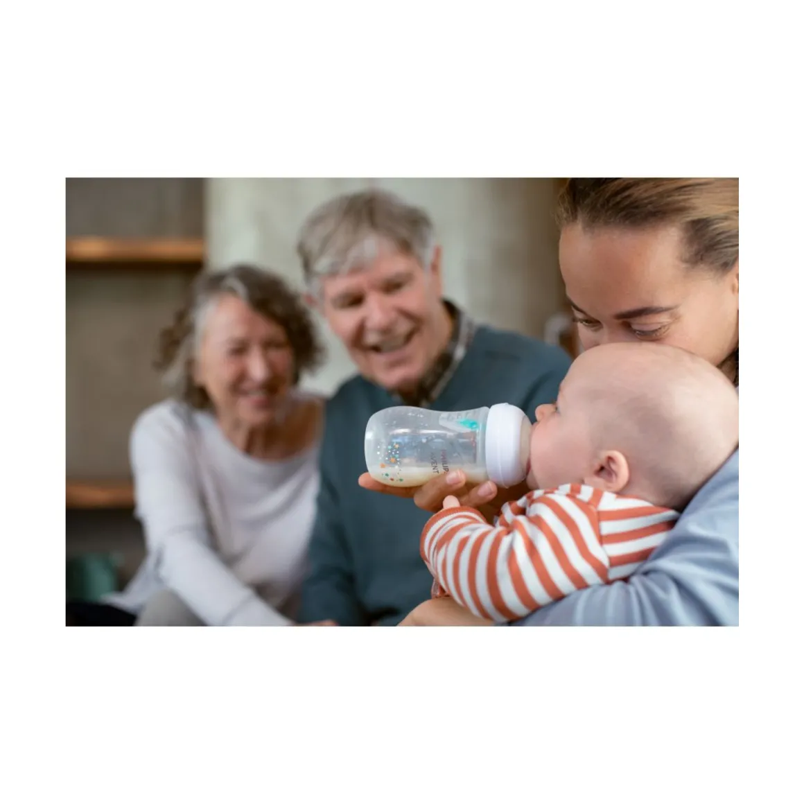 Biberon natural con tettarella a risposta naturale e valvola airfree decorazione orsetto da 260 ml 1m+ | senza bpa – philips avent